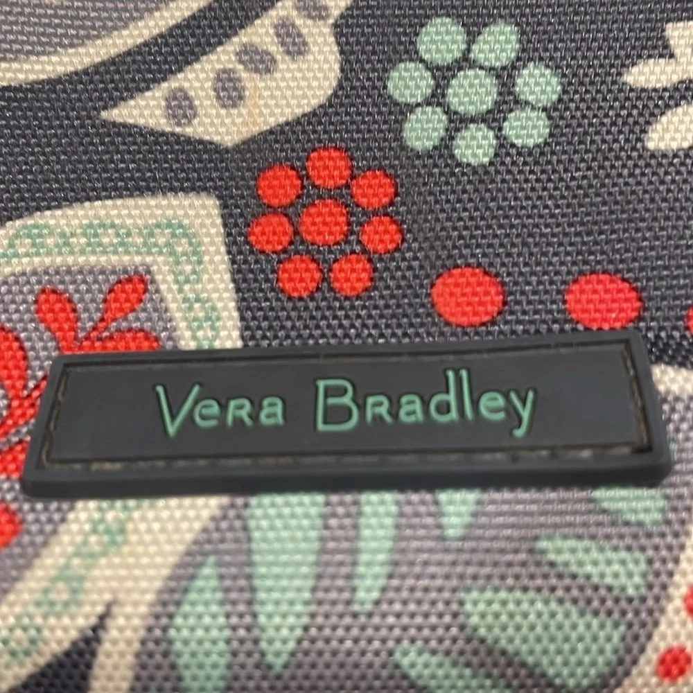 Vera Bradley Nomadic Floral lunchbox or cosmetic case. Y
